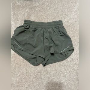 Lululemon Hotty hot shorts